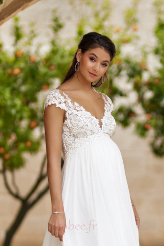 Robe de mariée Luxueux Col en V Foncé taille haut Col en V Ivoire - Page 3